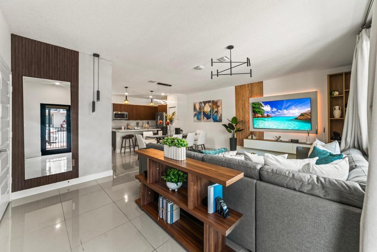 Holiday home Doral 3br Gem Near Airport And Attractions L59 *